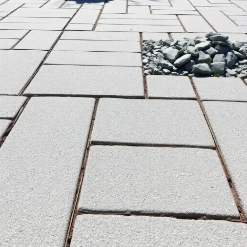 Ile kosztuje m2 kostki brukowej z robocizną